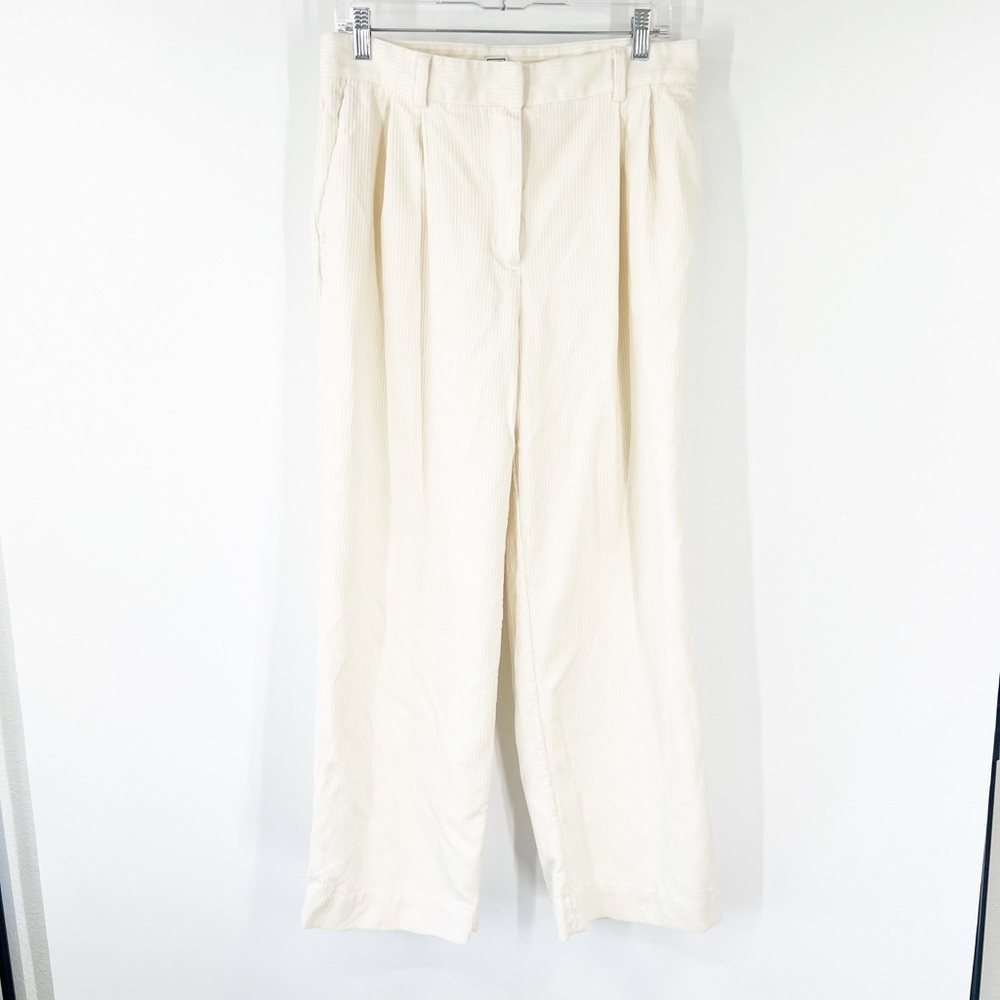 Toteme Pleated Silk and Organic Cotton-Blend Corduroy Wide-Leg Pants in Ecru - Picture 2 of 11
